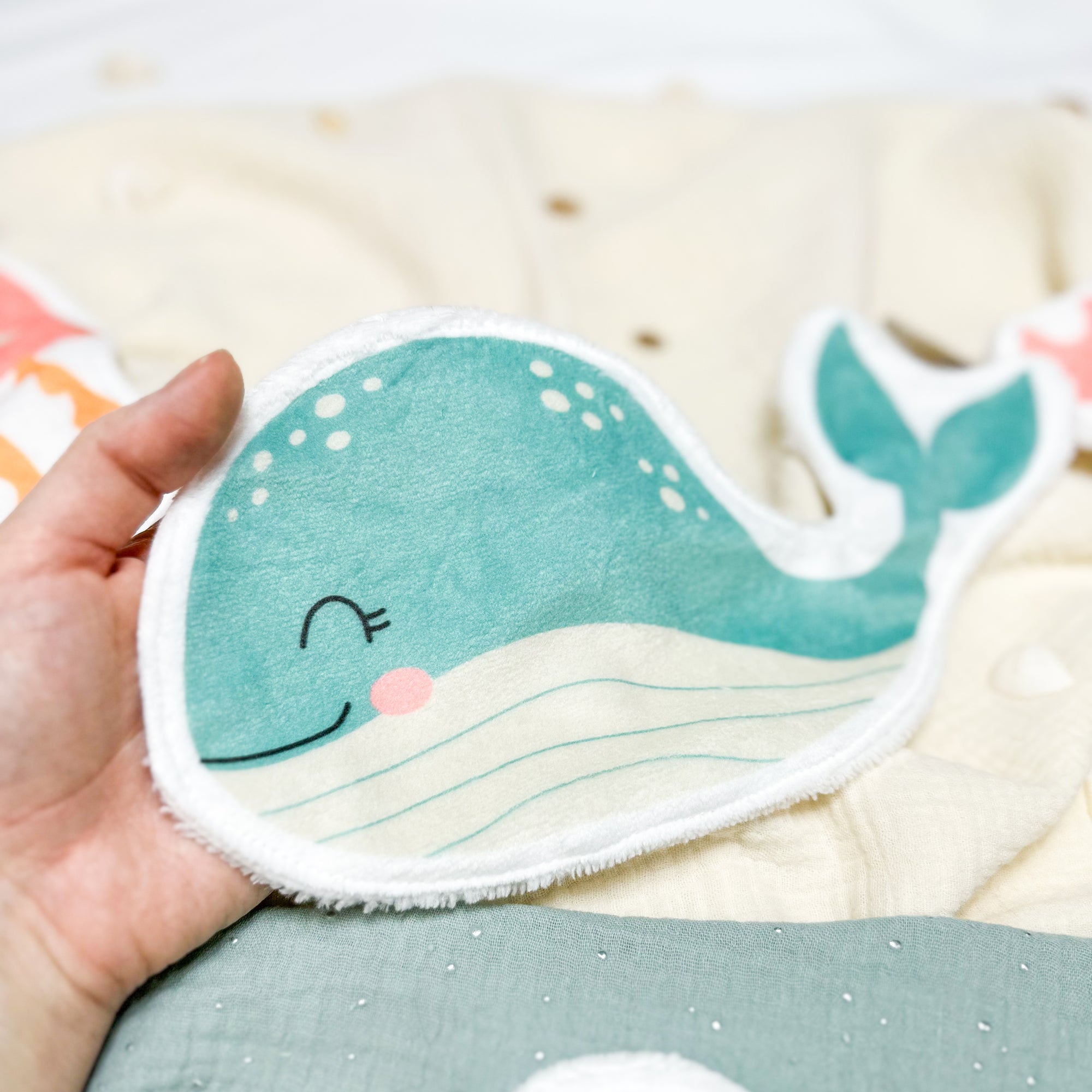 Coton lavable bébé XXL – baleine – coton réutilisable et ultra doux