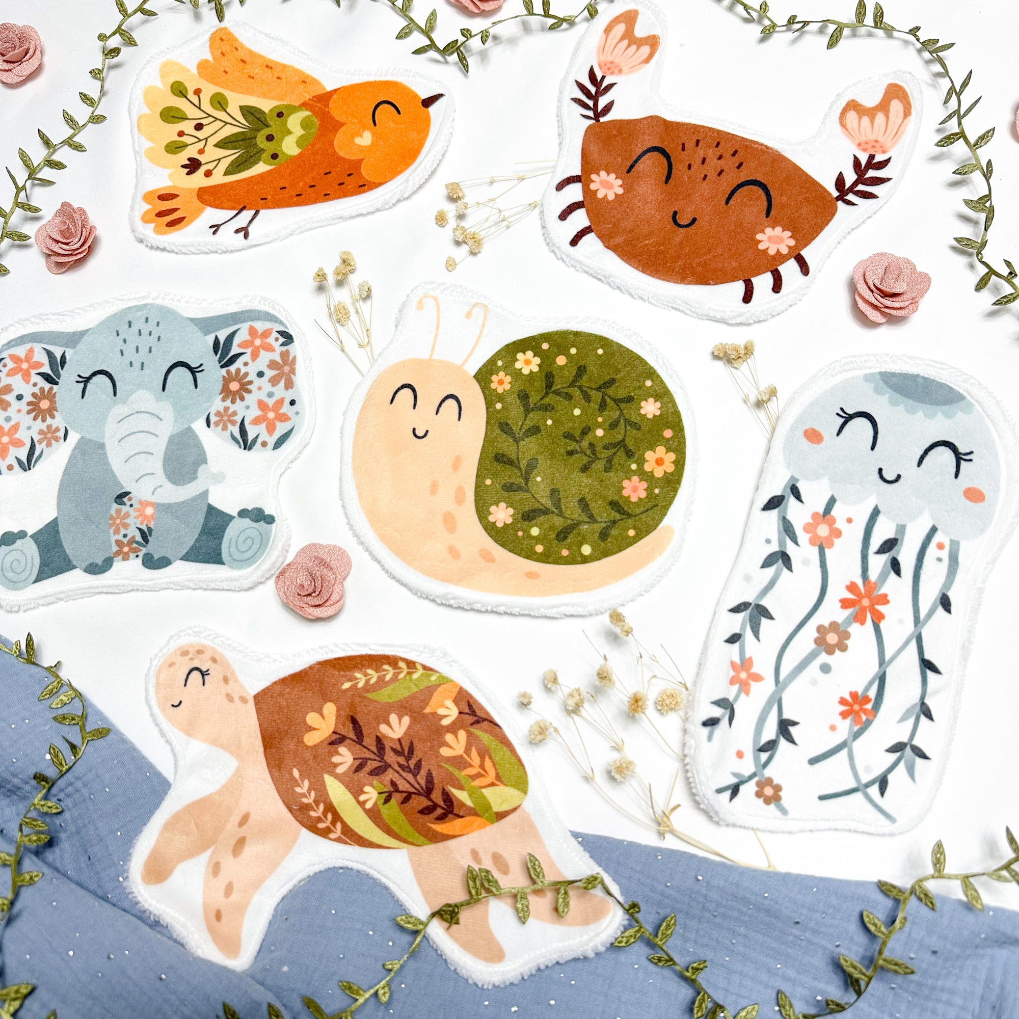 Cotons Lavables Bébé XXL – Petits Cœurs de Fleurs