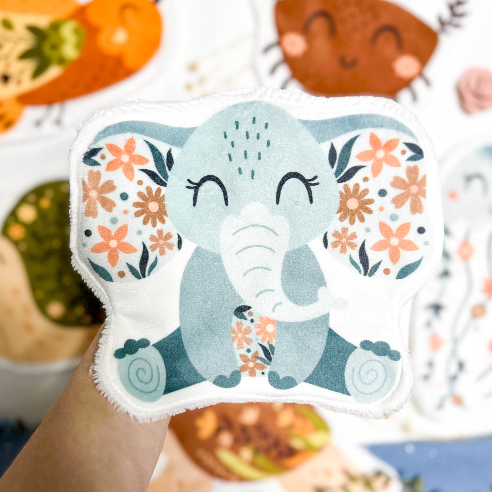 Coton lavable bébé XXL – éléphant avec fleurs – coton réutilisable et ultra doux