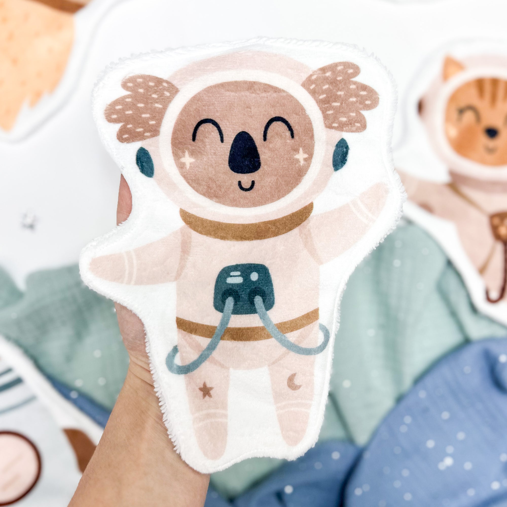 Coton lavable bébé XXL – koala astronaute – coton réutilisable et ultra doux
