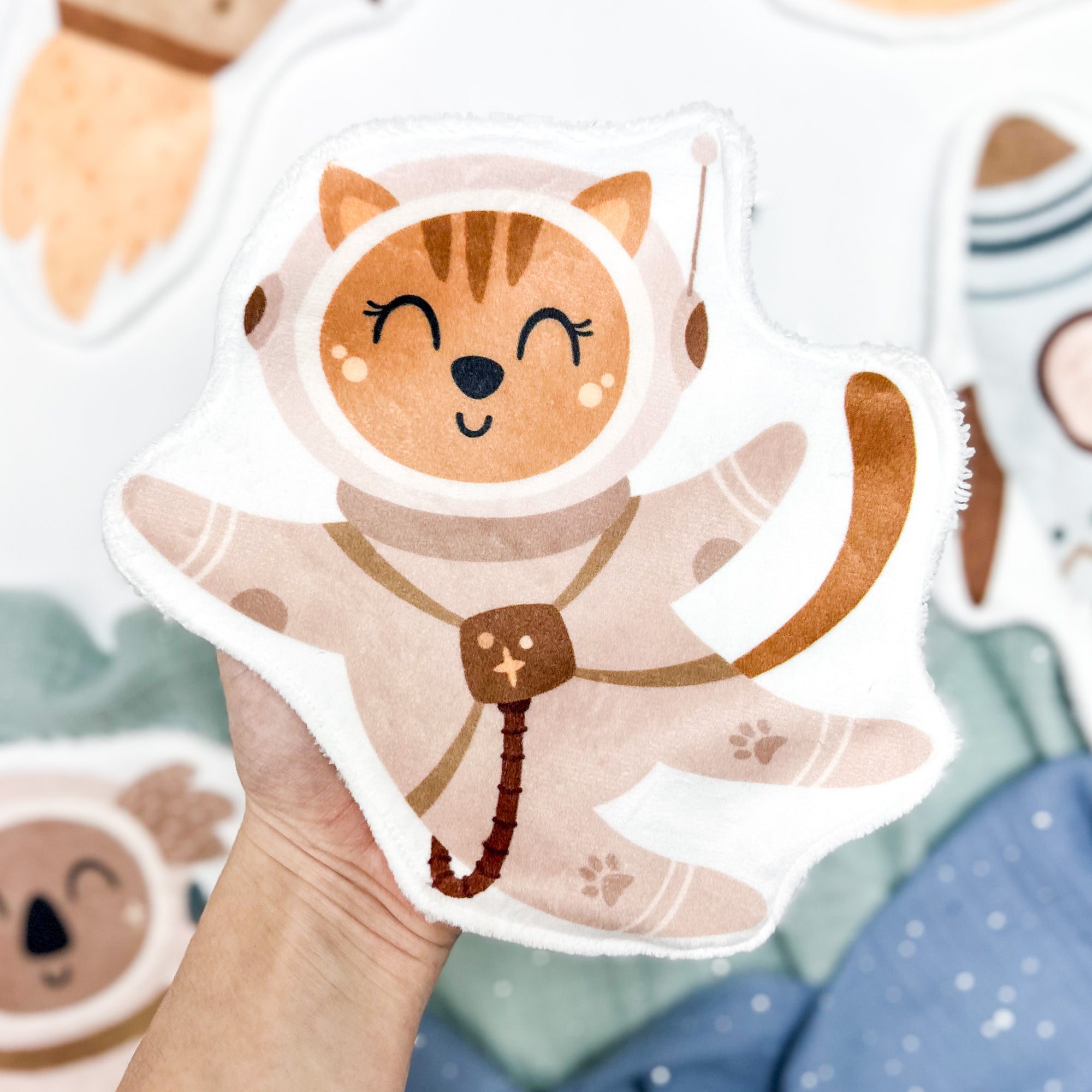 Coton lavable bébé XXL – chat astronaute – coton réutilisable et ultra doux