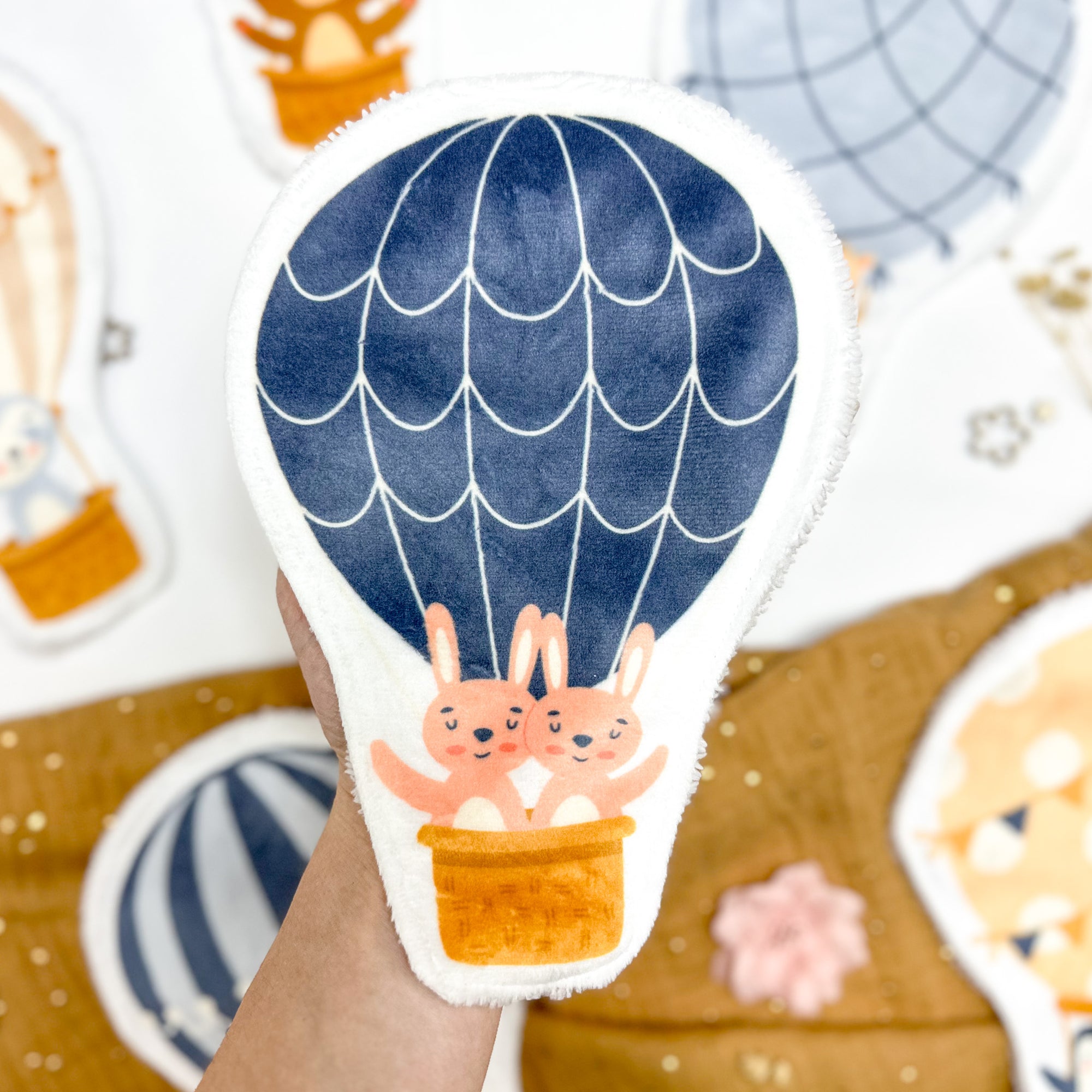 Coton lavable bébé XXL – lapins en montgolfière – coton réutilisable et ultra doux
