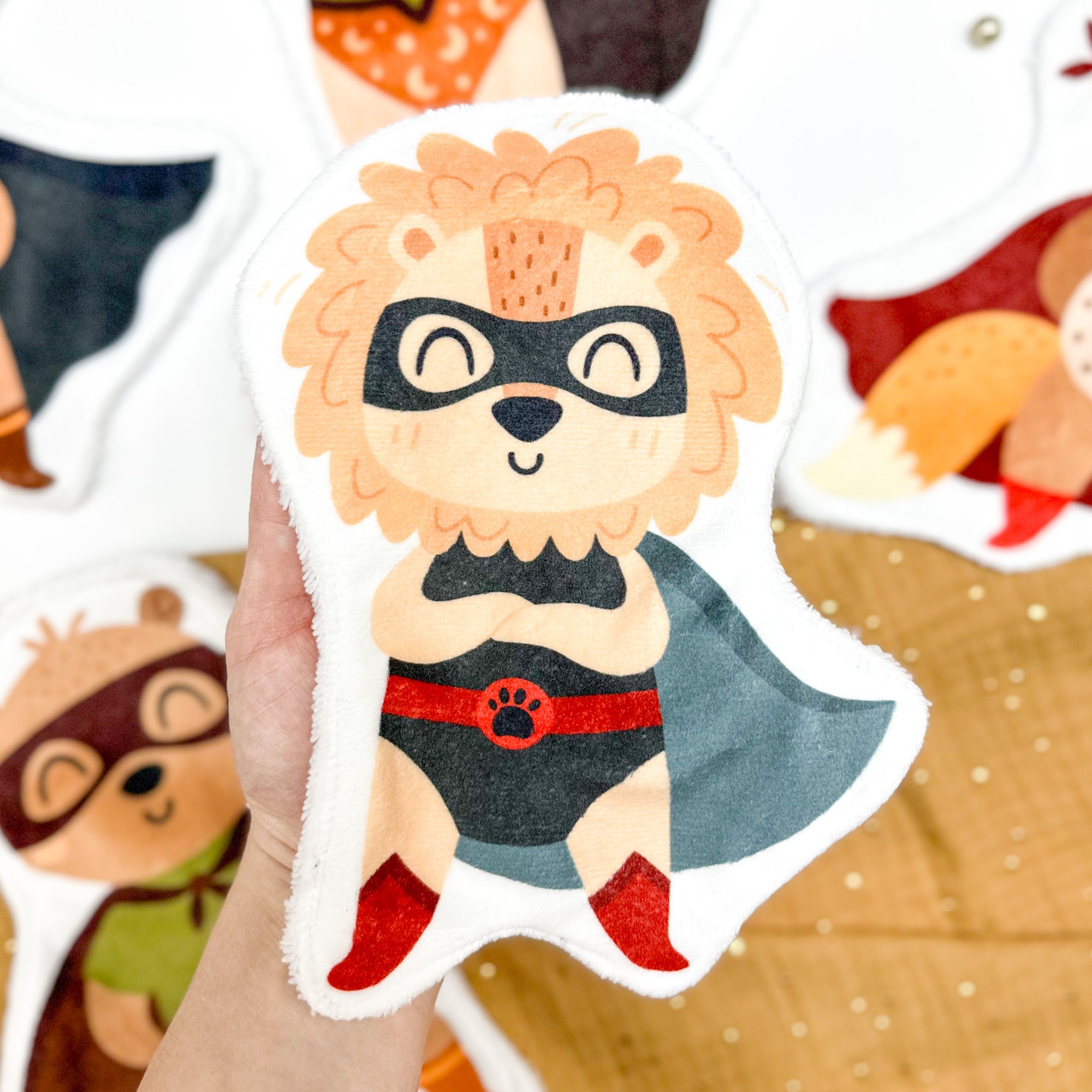 Coton lavable bébé XXL – mini héros lion – coton réutilisable et ultra doux