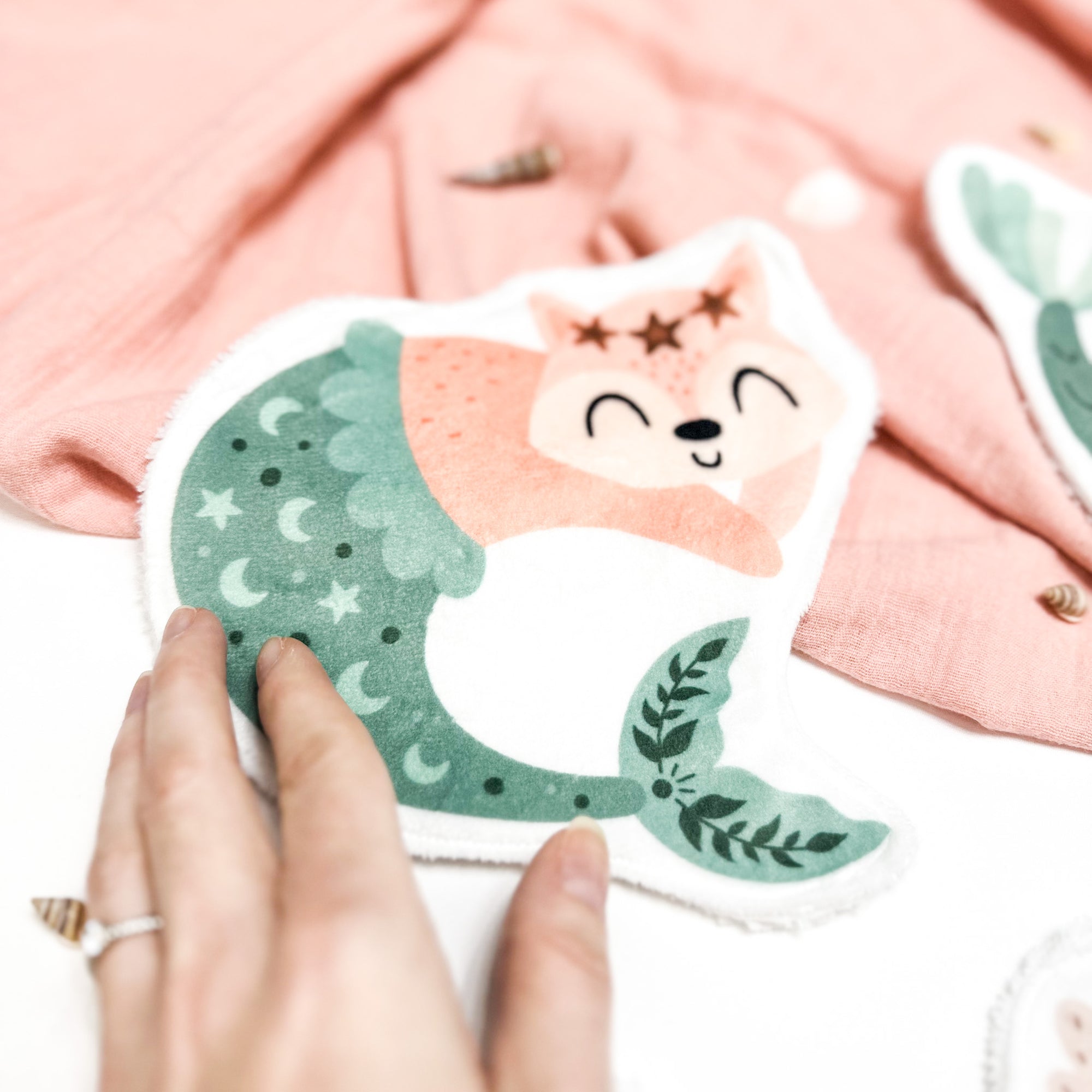 Coton lavable bébé XXL – renard sirène – coton réutilisable et ultra doux