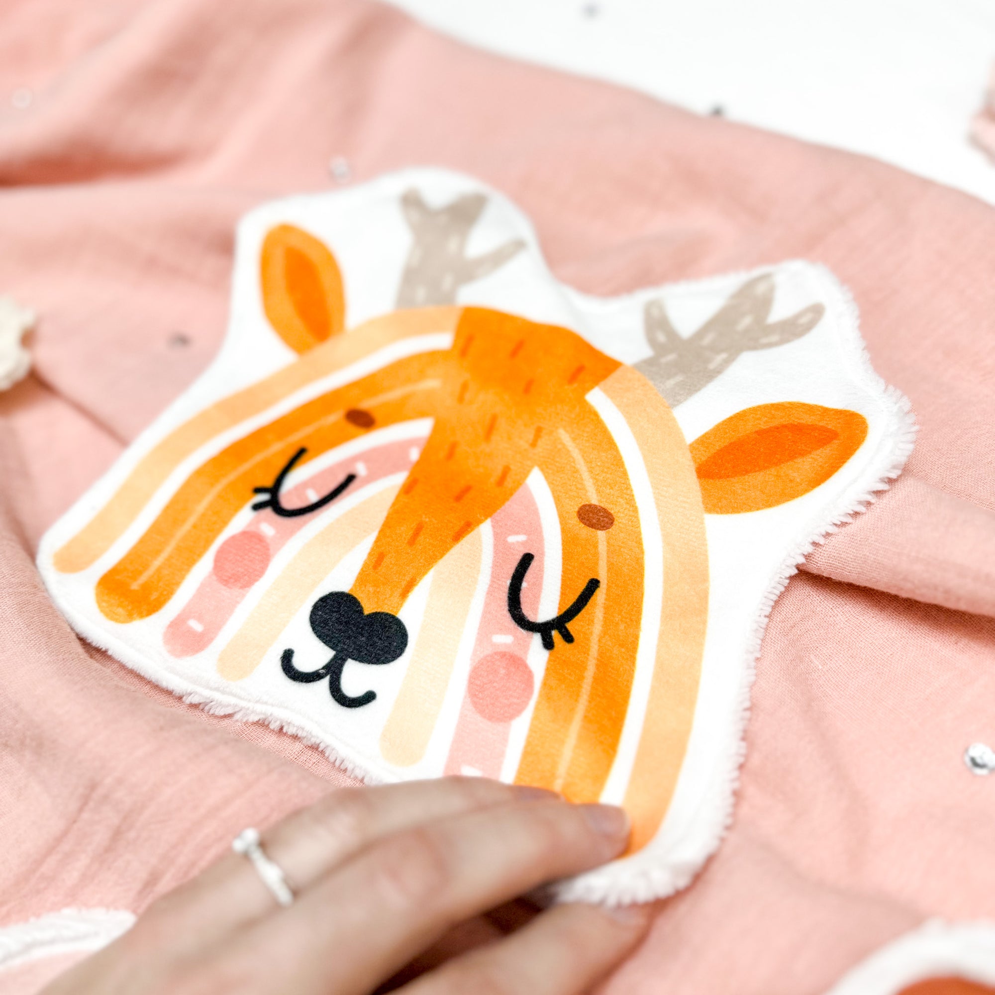 Coton lavable bébé XXL – arc-en-ciel cerf – coton réutilisable et ultra doux